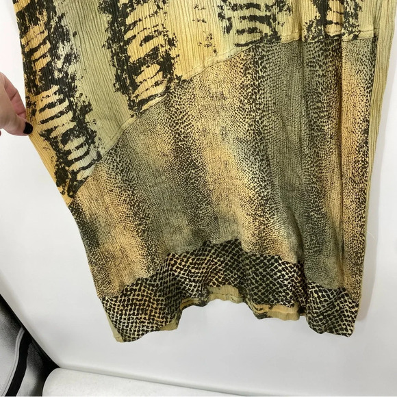 Daya Maxi Dress Womens Size Medium Gold Green Neon Snakeskin Print Half Sleeve - Picture 4 of 12